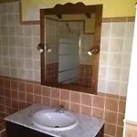 Casa Navarenas بيت للعطل *